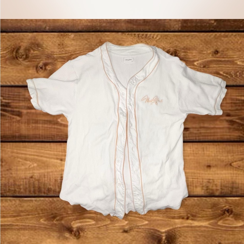 White Baseball Shirt with Embroidered Detail